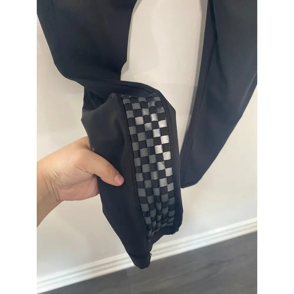 Lululemon Leggings Side Pockets Checker Pattern Detail Black Size 10